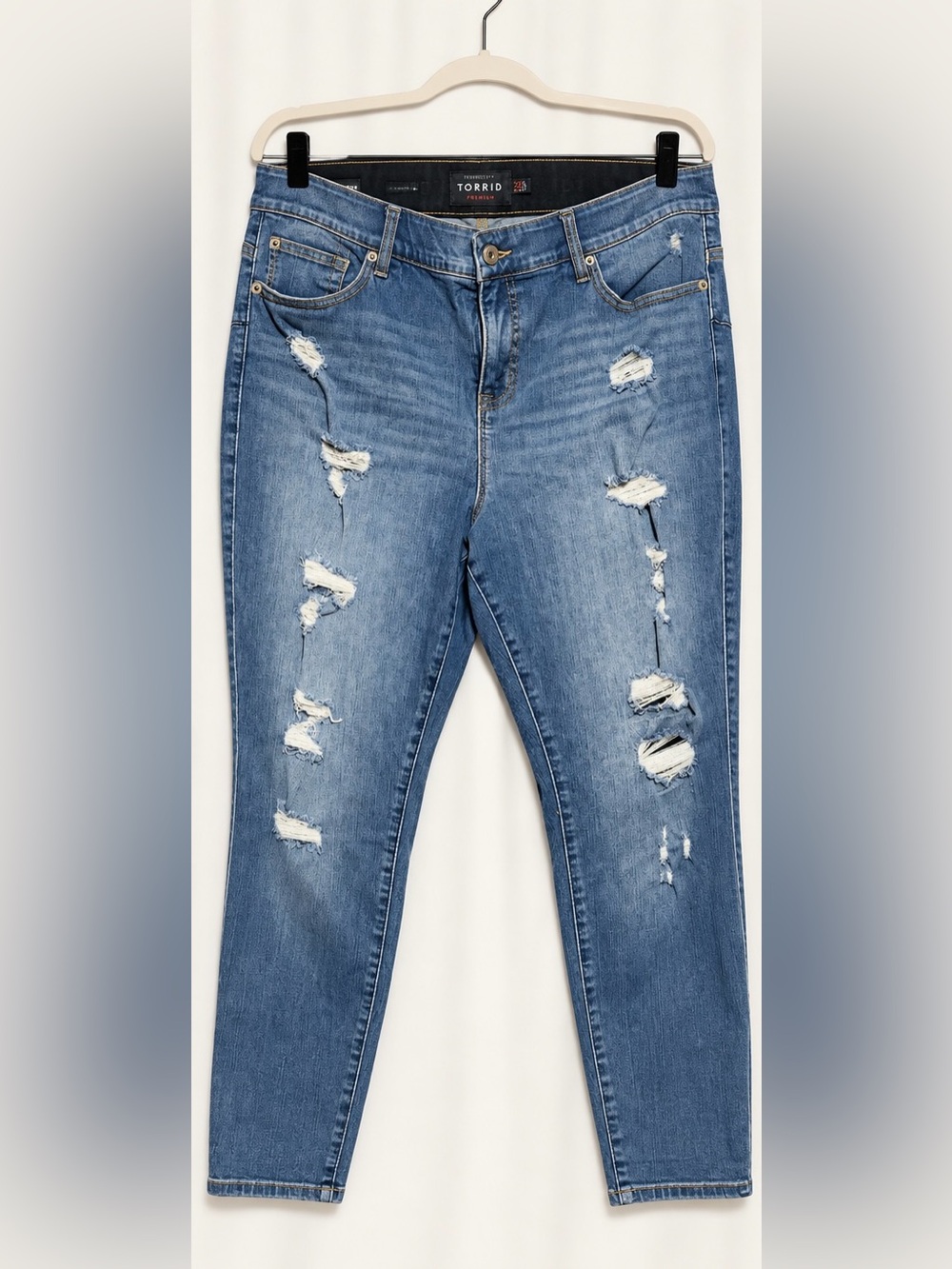 Torrid Bombshell Skinny Distressed Premium Stretch Jeans 22S